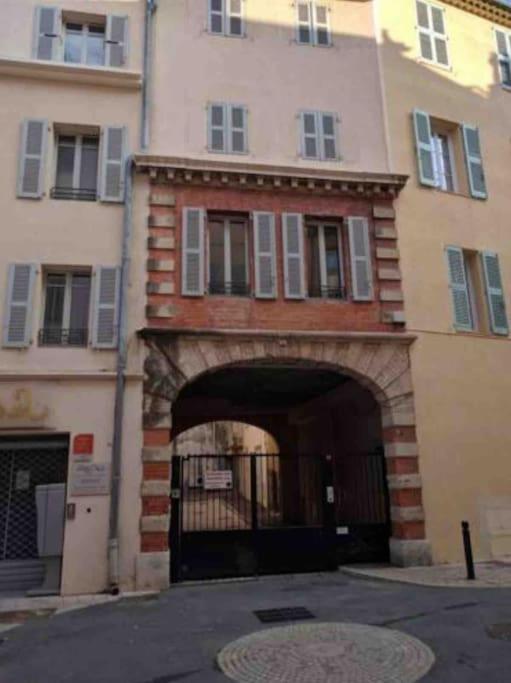 Jolie 3 Pieces Avec Terrasse Au Vieux Port, A 2 Pas Des Plages Et Du Palais. Cannes Ngoại thất bức ảnh
