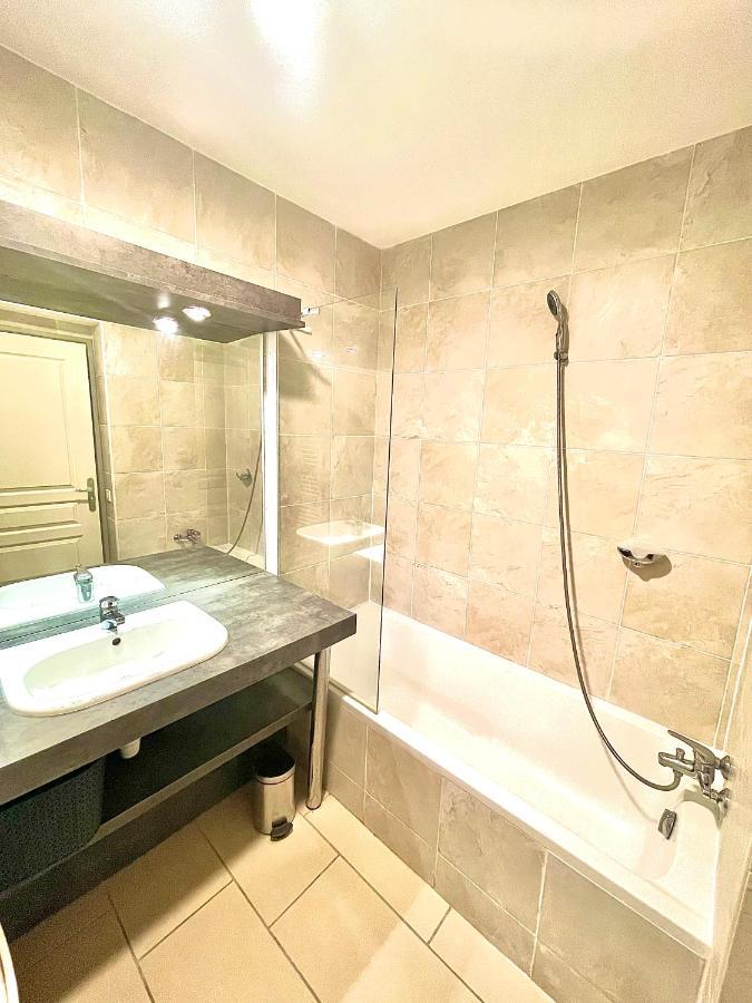 Jolie 3 Pieces Avec Terrasse Au Vieux Port, A 2 Pas Des Plages Et Du Palais. Cannes Ngoại thất bức ảnh